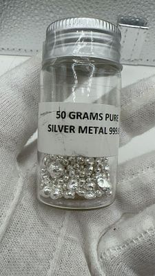 50 גרם כדורי כסף טהור 999. 💎 **כסף טהור 999** במשקל 50 גרם! 💍 ברק מרהיב ביופיו. 🪙 הזדמנות 