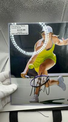 נדיר ביותר! מבית מכירות יוקרתי בארה״ב! הטופ של עולם הטניס, תמונת שראפובה חתומה. מחווה לאגדה! 🎾 
