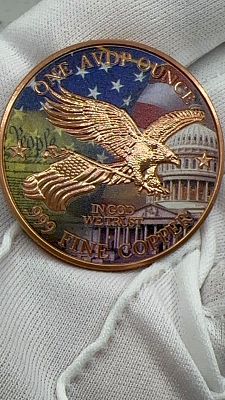 מטבע נדיר של ד. טראמפ עשוי מאונקיית נחושת טהורה 9999 צבעונית משני הצדדים פתיחה-$18