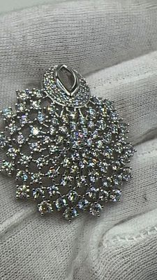 תליון כסף 925 משובץ ביהלומי מואסנייט כוכבים נוצץ. ✨תליון **מרהיב** משובץ אבני מואסנייט רבים 