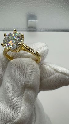 2 קראט מואסנייט בליטוש מיוחד