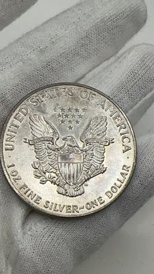 חצי דולר כסף 1989. 🇺🇸 מטבע **נדיר** משנת 1989! עיצוב **מרשים** וחלק מההיסטוריה האמריקאית. 