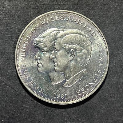 תמונות הפריט הן חלק מתיאור הפריט! תיאור נוסף יעלה בהמשך!