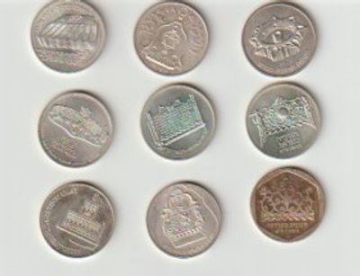 9 מטבעות חנוכה שונים כסף 850 משקל כ"א 14.4 גרם - כ130 גרם סה"כ