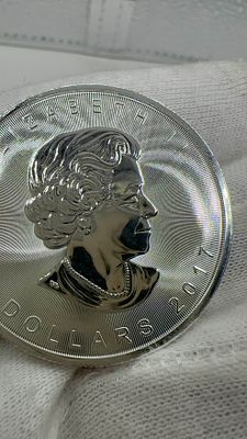 נדיר ביופיו! פרוף! מטבע כסף מייפל קנדי 2017. 💰 מטבע כסף קנדי 🇨🇦 **נדיר** משנת 2017! איכות 