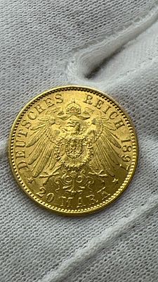 רק 12.5% עמלה! מטבע זהב המבורג 7.94 גרם!. רק 12.5% עמלה!✨ מטבע זהב היסטורי של **המבורג**! ✨ 