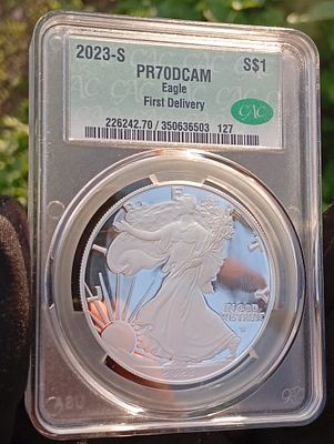 מטבע כסף אמריקאי מבריק Silver Eagle CAC PR70 DCAM 2023 בדירוג מושלם המבטיח איכות מעולה. מאושר 