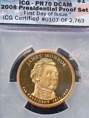 מטבע דולר נשיאותי מוזהב ג'יימס מונרו משנת 2008 בדירוג PR70 DCAM עם סיווג FDI מיום ההנפקה הראשון 