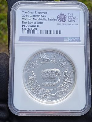 מדליית 2 אונקיות מהממת! "מדליית החרטים הגדולים של ווטרלו" שנת 2024 הוא מהדורה יוקרתית של המטבעה 