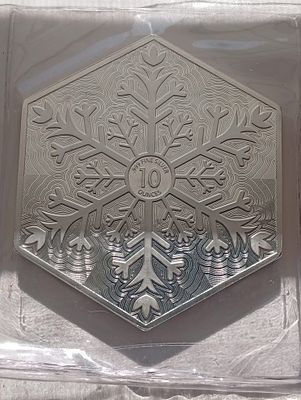 מטיל מרהיב 10 אונקיות! פתית השלג (Snowflake) מכסף טהור 999 של חברת Elemetal. מטבע ייחודי במשקל 