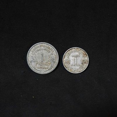 Lot of 2 coins 1 Franc 1944+1951