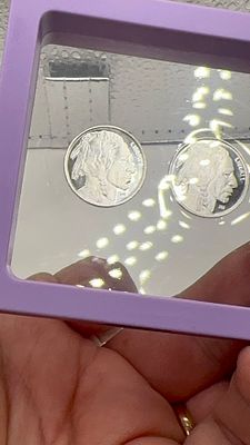 צמד מטבעות כסף באפלו 3.1 גרם כל אחד! פרוף!. שני מטבעות כסף טהור 🪙 במשקל 1/10 אונקיה טרוי. עיצוב 