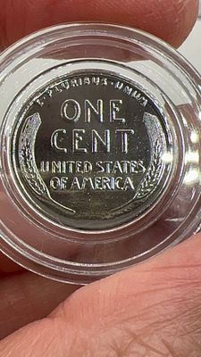 נדיר! פני 1943 מצופה רותניום שחור!. 🪙 פני 1943 מצופה **רוטניום שחור**! 🖤 פריט אספנים **נדיר** 