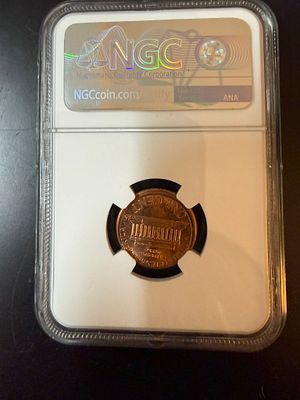 עלה כעת! טעות נדירה! מדורגת NGC! סנט אמריקאי NGC שנת 1997
טעות נדירה – מטבע לינקולן סנט. • MINT 