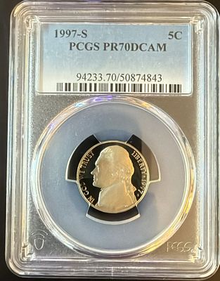 מטבע 5 סנט 🇺🇸 משנת 1997S
מדורג PCGS MS70 שזה כמעט הדירוג הגבוהה ביותר למטבעות 
מטבע בן כמעט 30 שנה
