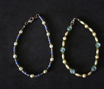 2 pcs Women bracelet(B25)