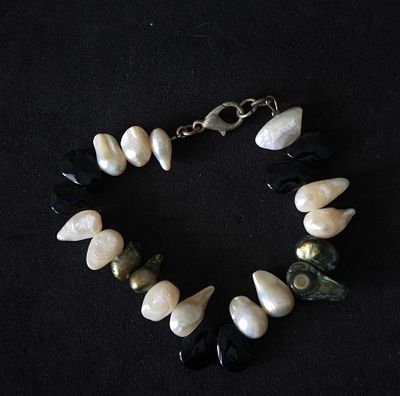 Women bracelet(B11)