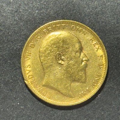 רק 12.5 אחוז עמלה! מטבע זהב סוברין 22K, קוטר 22 מ"מ, משקל 7.98 גרם