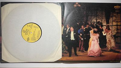 תקליט לא נבדק! תמונות הפריט הן חלק מתיאור הפריט! תיאור נוסף יעלה בהמשך!