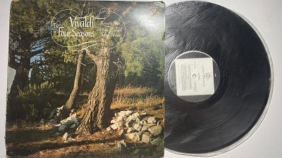 תקליט לא נבדק! תמונות הפריט הן חלק מתיאור הפריט! תיאור נוסף יעלה בהמשך!