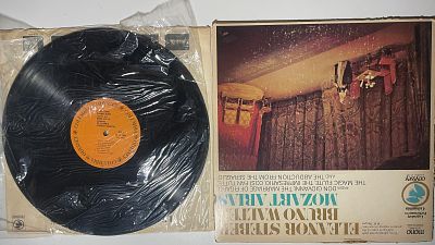 תקליט לא נבדק! תמונות הפריט הן חלק מתיאור הפריט! תיאור נוסף יעלה בהמשך!