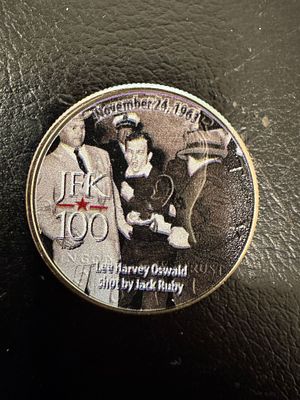 מטבע מיוחד נדיר וחוקי מסדרת מטבעות לכבוד יום הולדתו ה 100 של גו׳ן קנדי נשיא ארה״ב שנרצח.