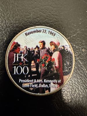 מטבע מיוחד נדיר וחוקי מסדרת מטבעות לכבוד יום הולדתו ה 100 של גו׳ן קנדי נשיא ארה״ב שנרצח.