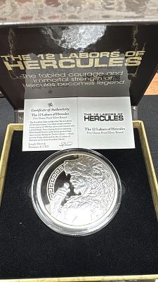 עלה כעת! מדליית כסף 999 (Silver Round) מרשימה מסדרת "12 מעללי הרקולס" (The 12 Labors of 