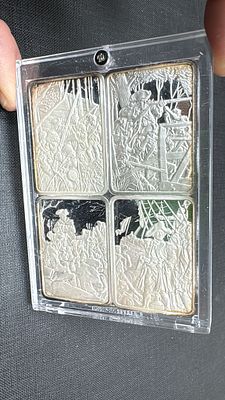 עלה כעת! מארז מיוחד הכולל סט של ארבעה מטילי כסף (Silver Bars) 999 כל מטיל במשקל אונקיה אחת 