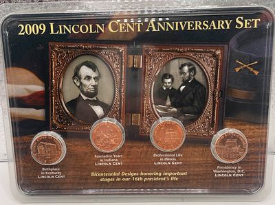 נדיר ביותר! 
סט מטבעות מינט! 2009 Lincoln Cent Anniversary. מארז אספנות יוקרתי **2009 Lincoln 