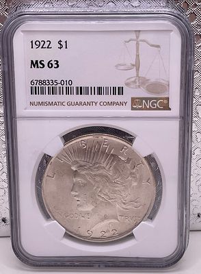 מטבע כסף Peace Dollar אמריקאי 
מדורג 63! NGC. מטבע **Peace Dollar** מקורי עשוי **כסף טהור**, סמל 