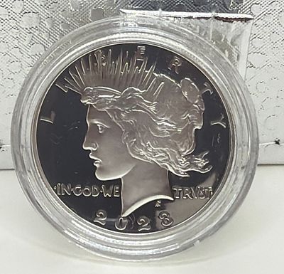 מטבע כסף Peace Dollar 2023 - מהדורת אספנים. מטבע **Peace Dollar** יוקרתי משנת 2023, עשוי **כסף 