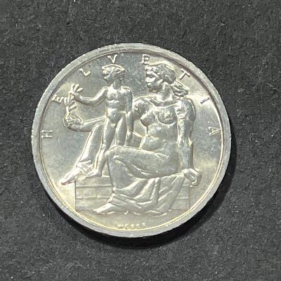 שוויץ 1948
עריך 5 פרנק כסף 0.835 
מטבע מאוד נדיר ומבוקש - מופיע באיביי במאות ש"ח!
