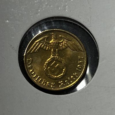 גרמניה הנאצית 1937
מטבע 5 פפניג במצב מושלם !!!