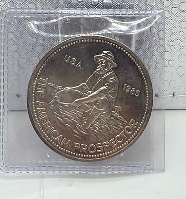 נדיר ועתיק!
מדליית כסף 1 אונקיה American Prospector 1985. מטבע כסף טהור .999 מסדרת **The 