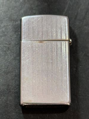 עלה כעת! חלק מאוסף גדול של מצתי זיפו - Zippo - המצתים במצב עבודה, ללא גז ומיוחדים - הזדמנות!. מצת 