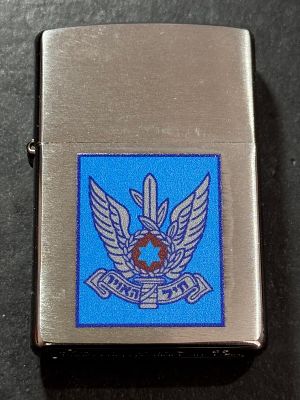 עלה כעת! חלק מאוסף גדול של מצתי זיפו - Zippo - המצתים במצב עבודה, ללא גז ומיוחדים - הזדמנות!. מצת 