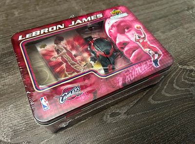 LeBron James – Sealed Official Upper Deck Collectible Set with Digital Watch and 15-Card 