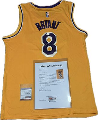 Kobe Bryant – Signed Los Angeles Lakers #8 Jersey – Full PSA/DNA Authentication. Los Angeles 