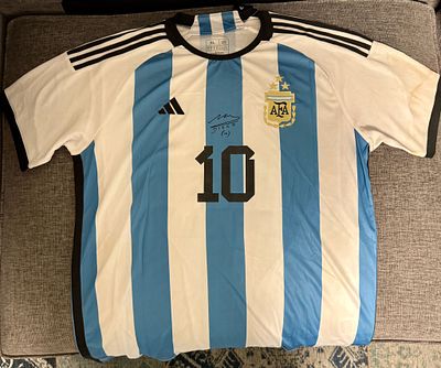Diego Maradona – Argentina #10 Retro/Replica Jersey – Size L. New retro/replica jersey with tag 