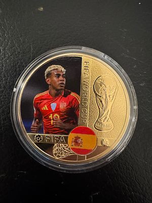 Lamine Yamal – Gold-Tone 2026 World Cup Fantasy Coin. A collectible fantasy coin dedicated to 