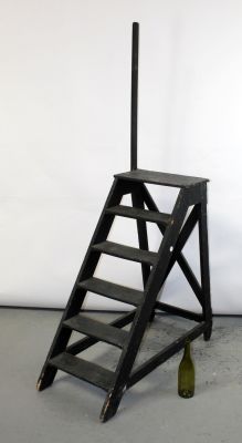 Antique French painted pine library ladder. Early 20th century. 69 1/2"h x 39 1/2"w x 18 3/4"d