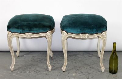 Set of 2 French Louis XV style painted foot stools. Set of 2 French Louis XV style carved and 