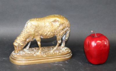 French polished bronze sculpture of a sheep. Circa 1900. Apparently unsigned. 5 1/2"h x 7 3/4"w 