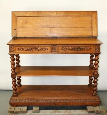 French lift top server with barley twist columns. French lift top server in oak with barley 