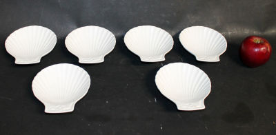 Lot of 6 Antique French Pillivuyt porcelain scallop plates. Early 20th century. 1 3/8"h x 5 