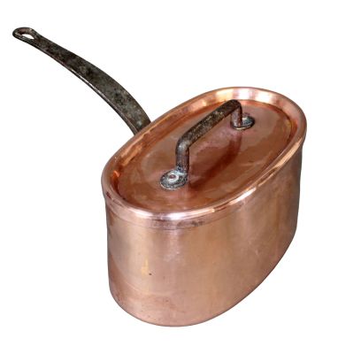 French copper daubiere (stew) pot with iron handle. Late 19th century. overall 8 1/2"h x 15 