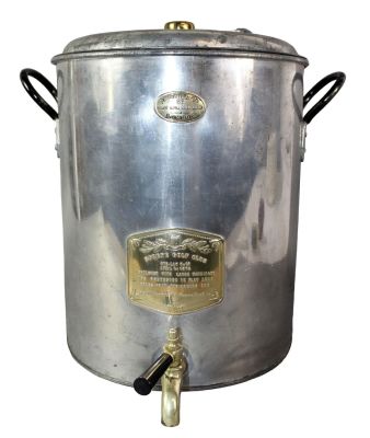 Antique Bourne Golf Club tea urn by Selby & Co., London. Antique Bourne Golf Club tea urn by 