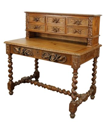 French Louis XIII desk in carved oak with hutch. French Louis XIII desk in oak with barley twist 