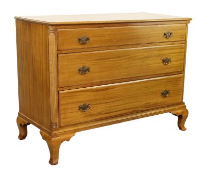 English Georgian style 3 drawer chest in satinwood. Early 20th century. 34 3/4"h x 46"w x 21"d